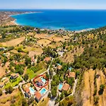 Kostis Villa Katelios